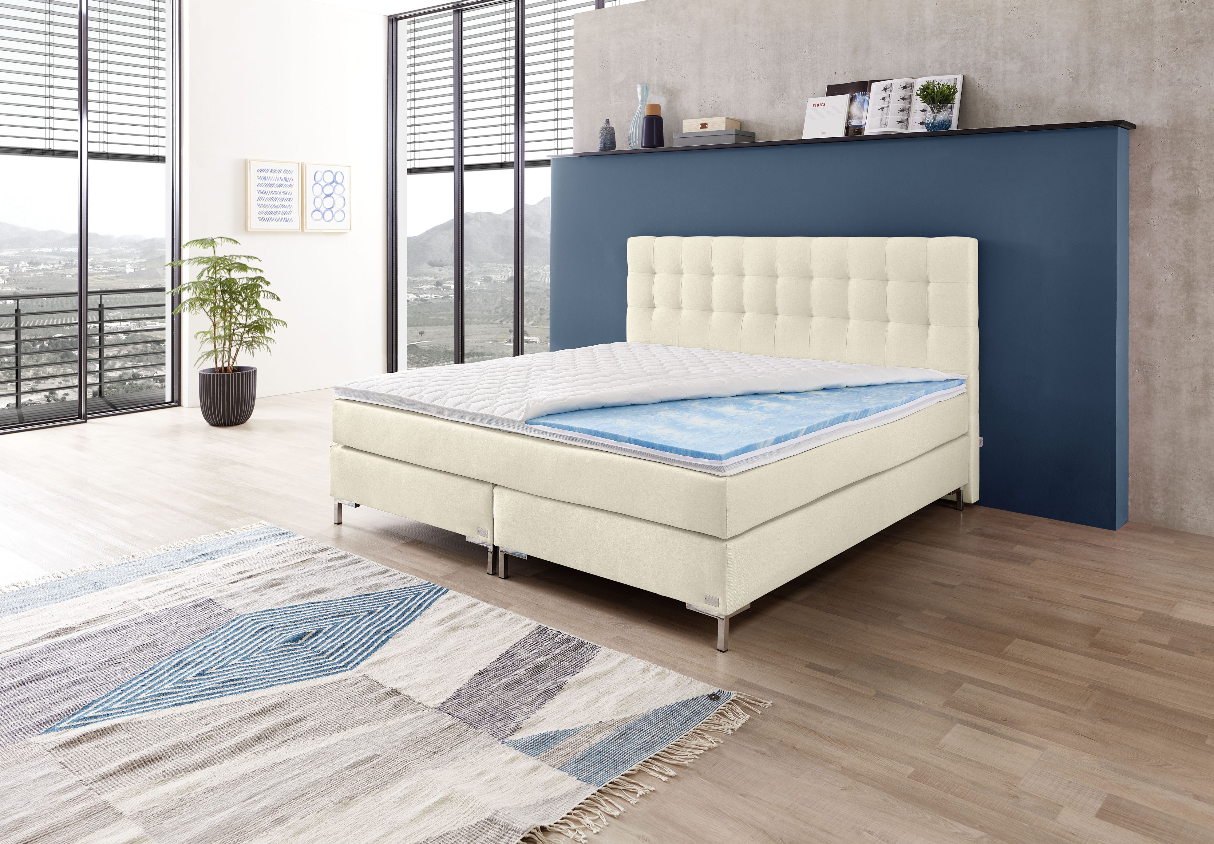 Beiges Boxspringbett: Zeitlose Eleganz & optimaler Schlafkomfort von Welcon