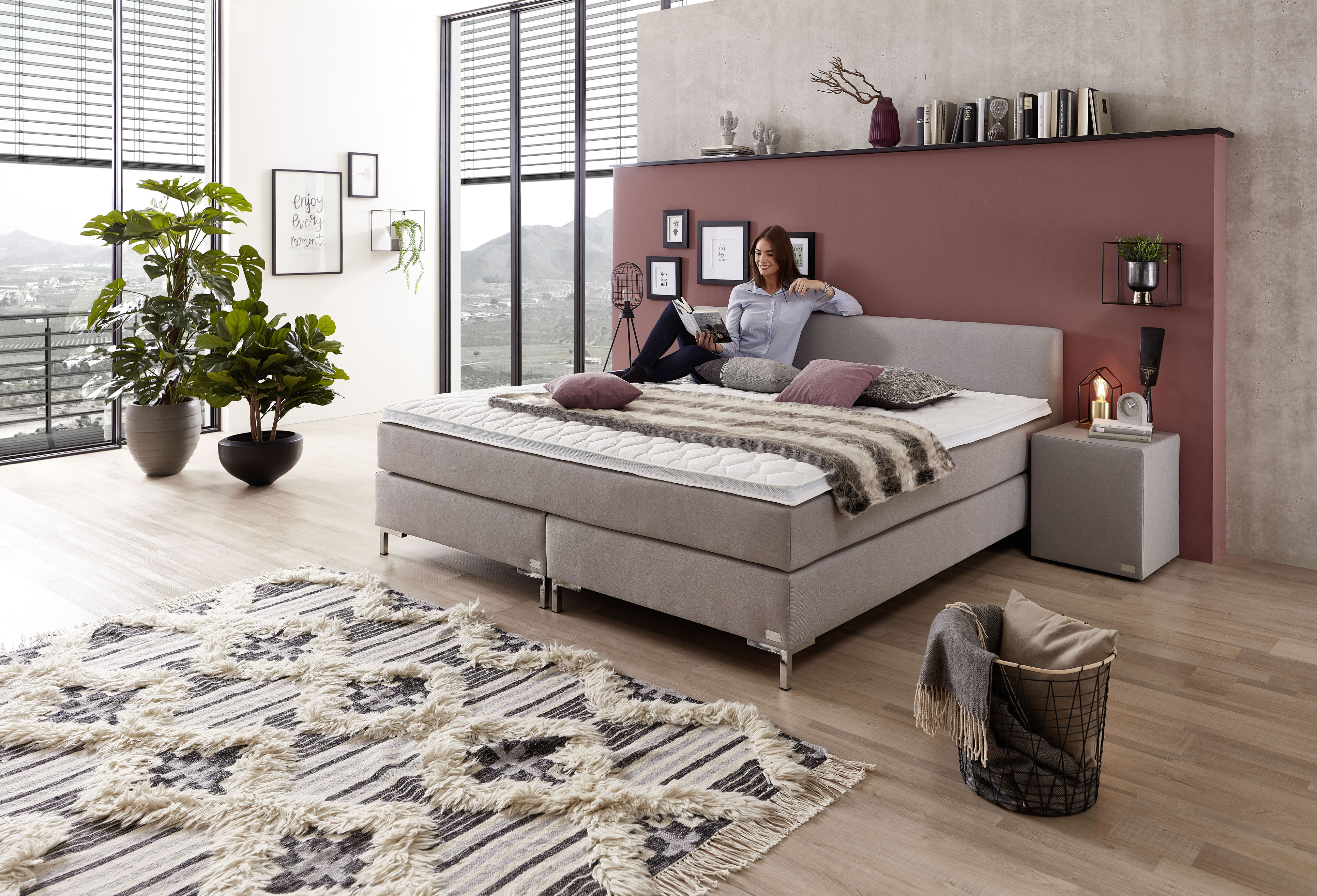 Boxspringbett mit niedrigem Kopfteil: Elegante Raumwunder für modernen Schlafkomfort