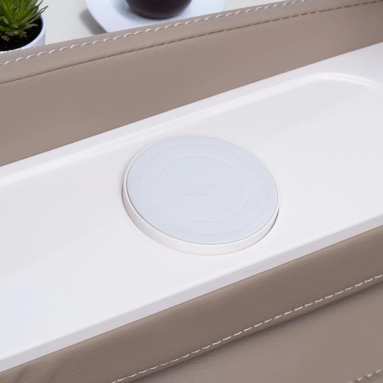 Massagesessel MAXXCARE® in beige-braun mit extrabreiter Sitzfläche B-Ware