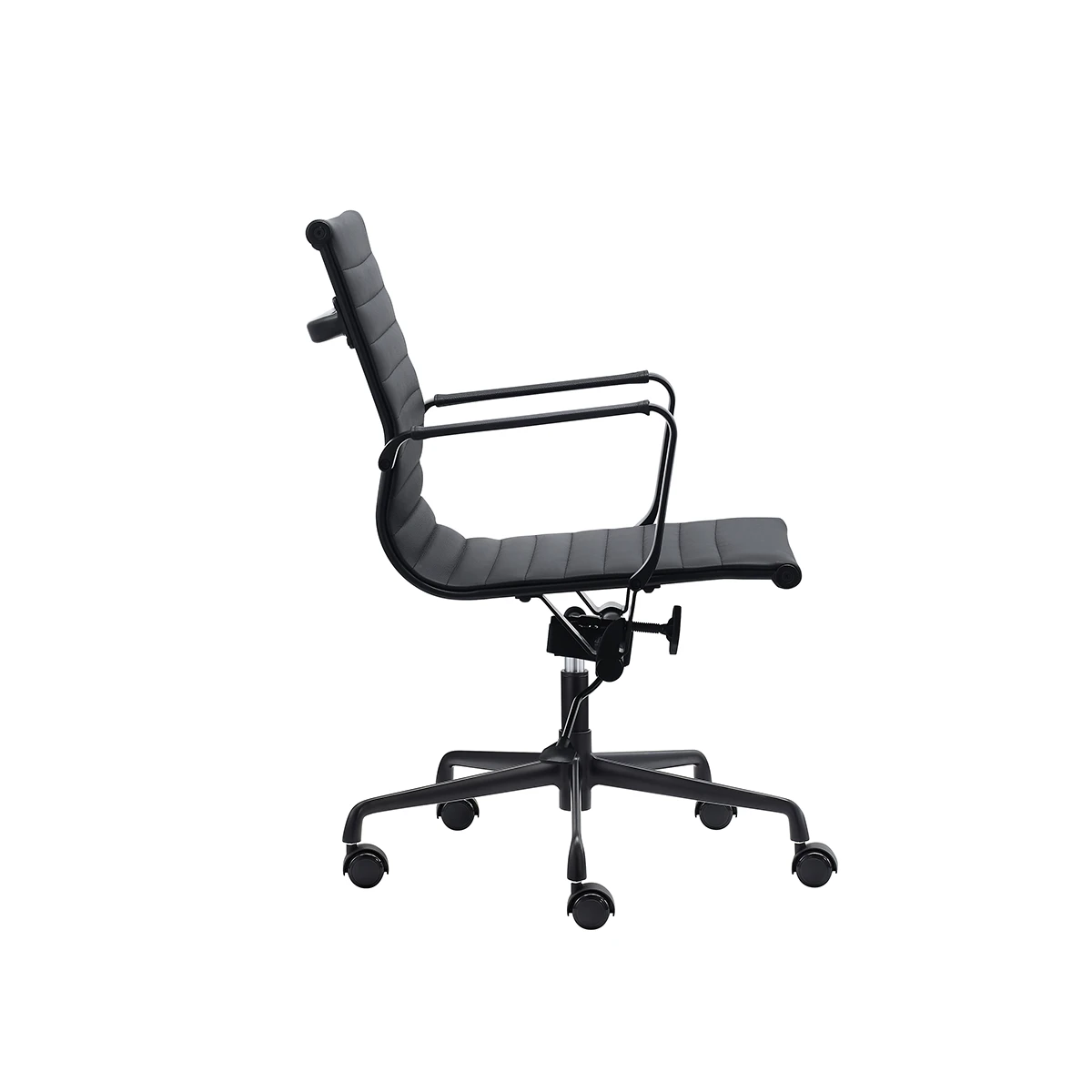 ErgoSVING Bürostuhl | Schreibtischstuhl Modell Berlin Low Back schwarz matt
