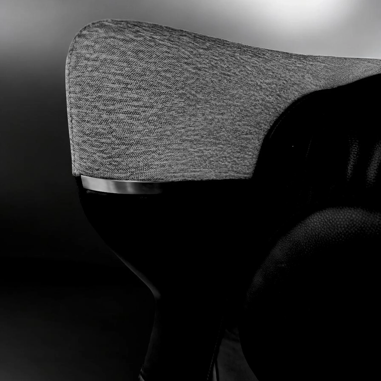 Massagesessel und Relaxsessel RelaxxOne in schwarz