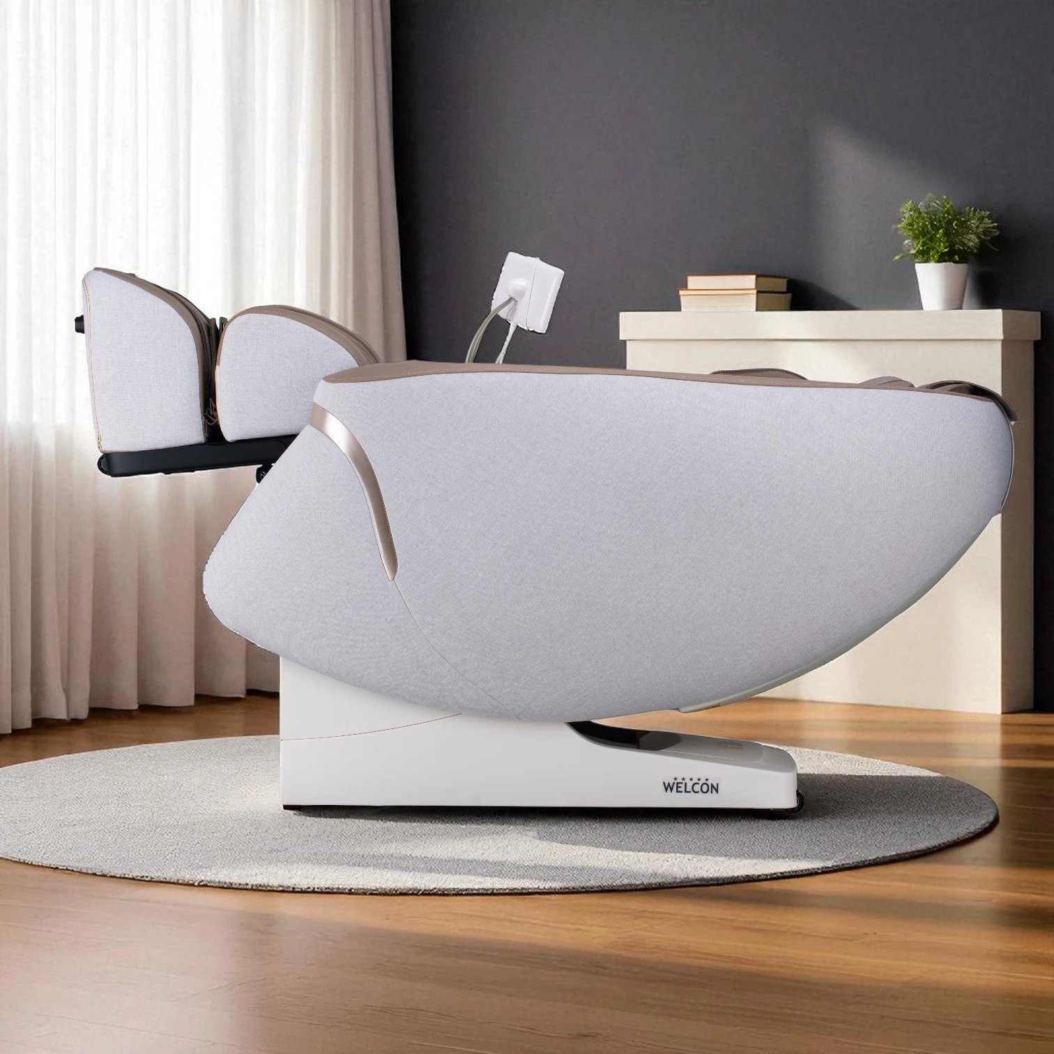 Massagesessel MAXXCARE® in beige-braun mit extrabreiter Sitzfläche B-Ware